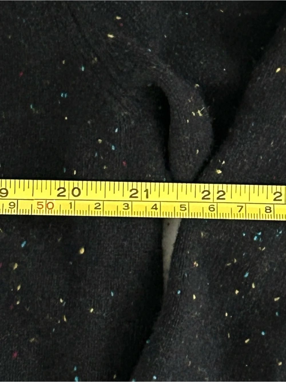 Qi Cashmere Black Multi-Color Speckled Sweater - Size L - Mens